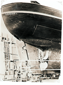 Image: The ROOSEVELT's stern, in dry dock